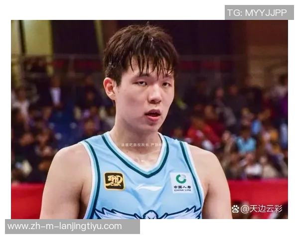 杨瀚森首节表现亮眼后被冷落三节未能再上场展现实力